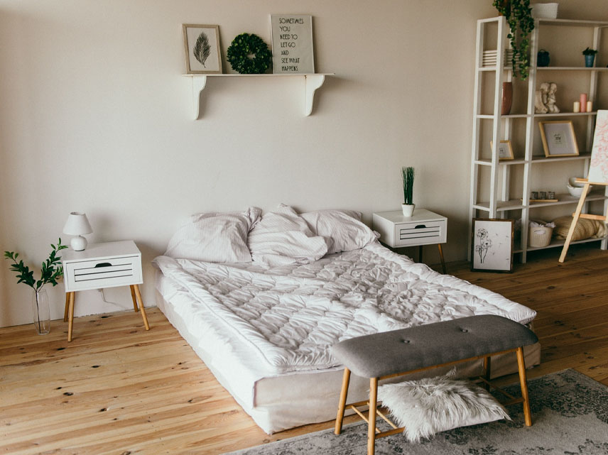 _0012_Turn Your Bedroom into a Relaxing Retreat _ Calm Home Tips